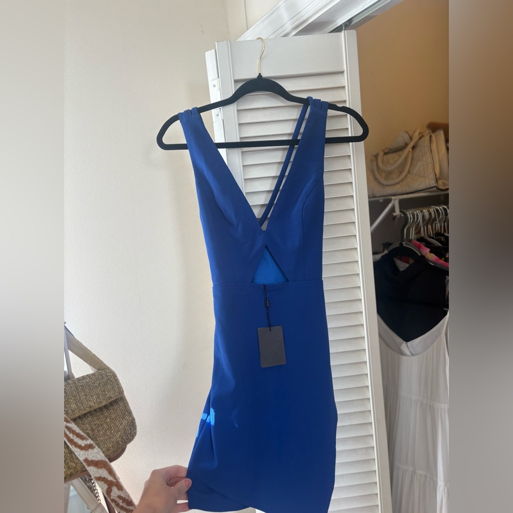 Elegant Blue Sleeveless Dress